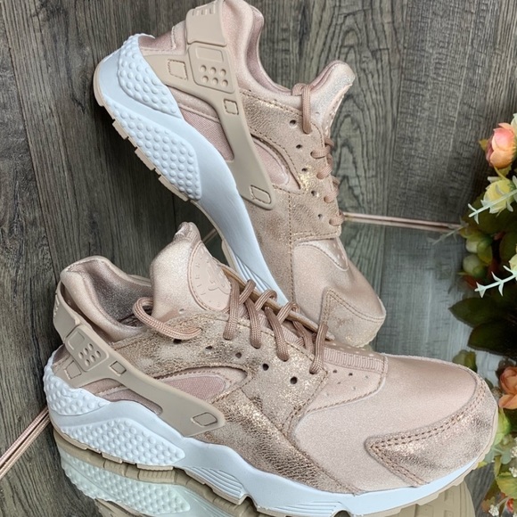 WMNS NIKE AIR HUARACHE RUN Particle Beige/Particul - Picture 8 of 8